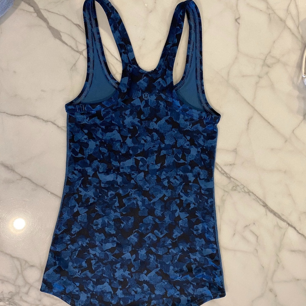 Lululemon Studio Racerback size 2 - Picture 3 of 4
